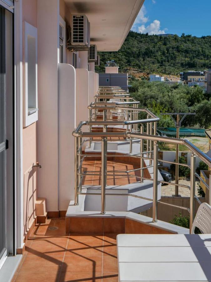 Himara Royal Hotel 외부 사진