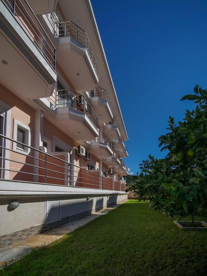 Himara Royal Hotel 외부 사진
