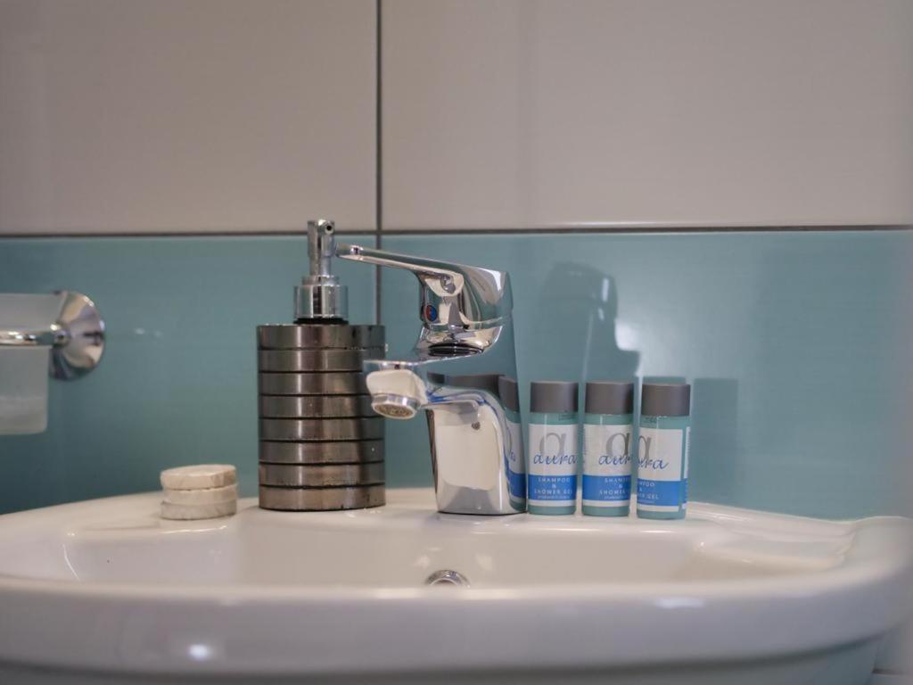 Himara Royal Hotel 외부 사진