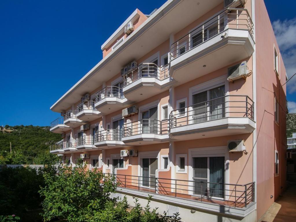 Himara Royal Hotel 외부 사진