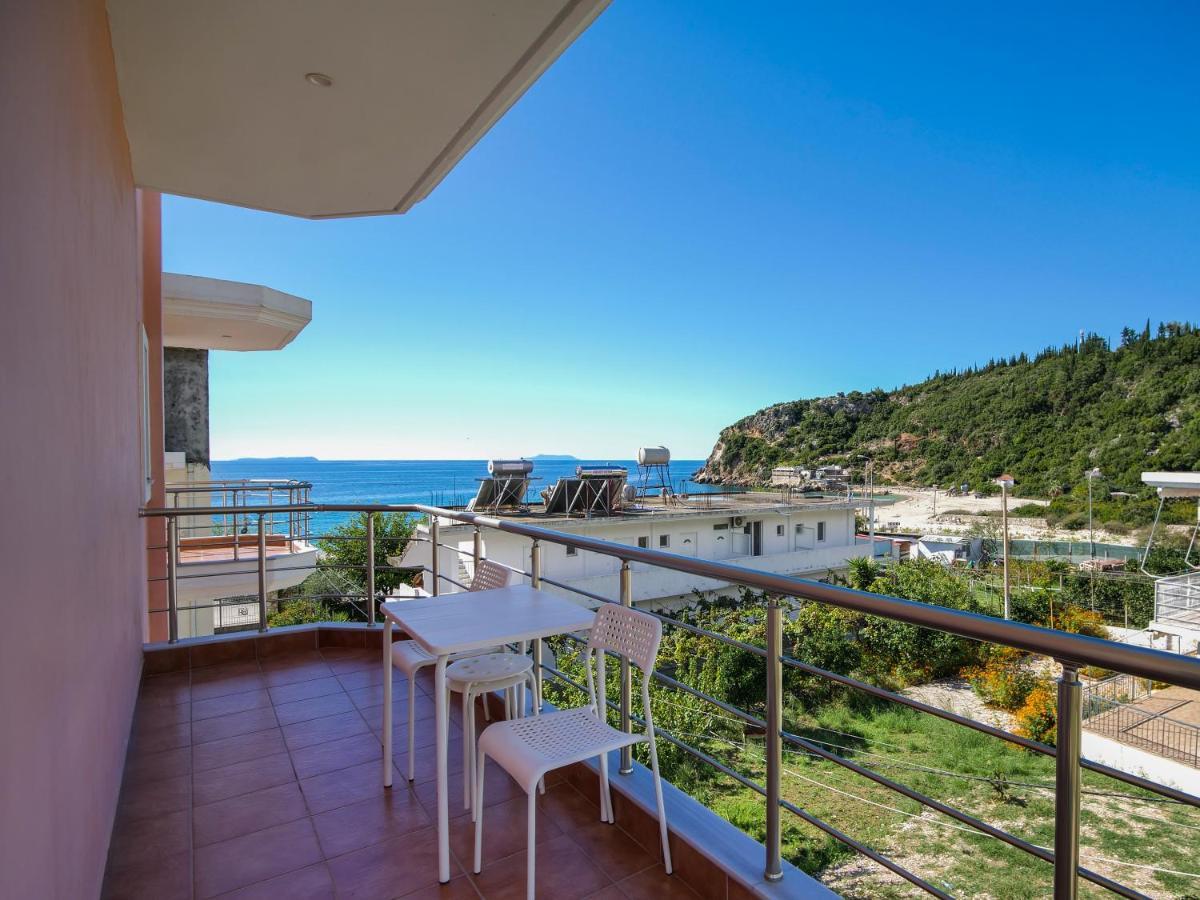 Himara Royal Hotel 외부 사진
