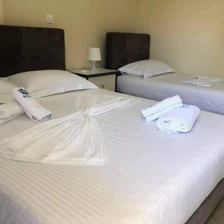 Himara Royal Hotel 외부 사진