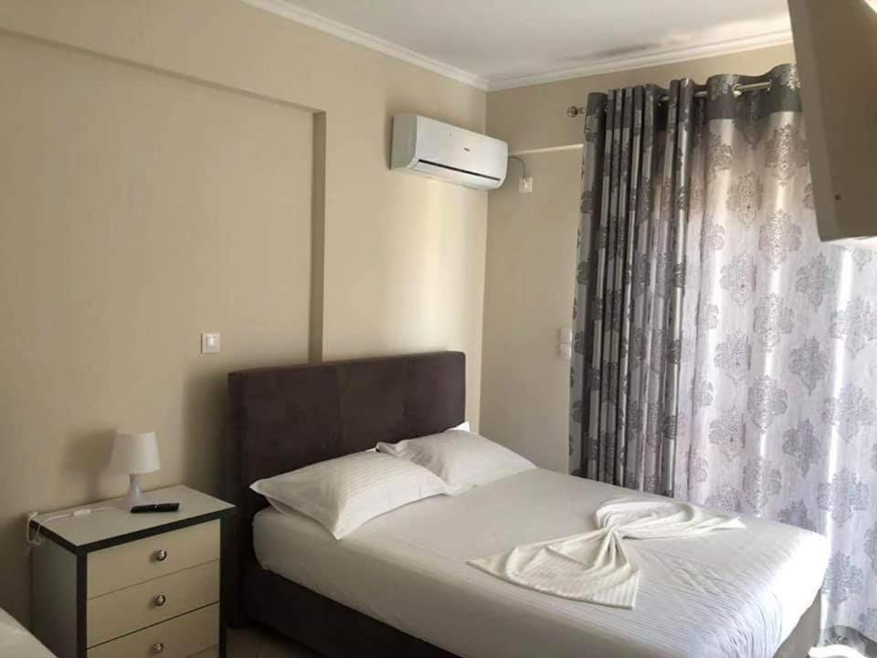 Himara Royal Hotel 외부 사진