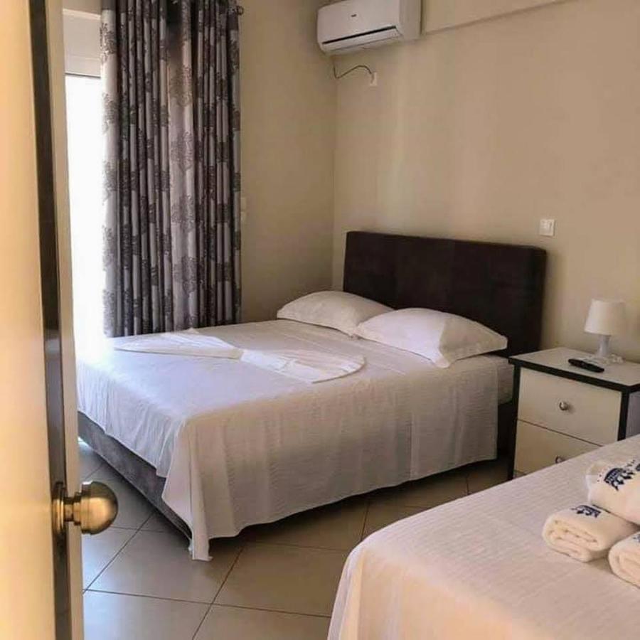 Himara Royal Hotel 외부 사진